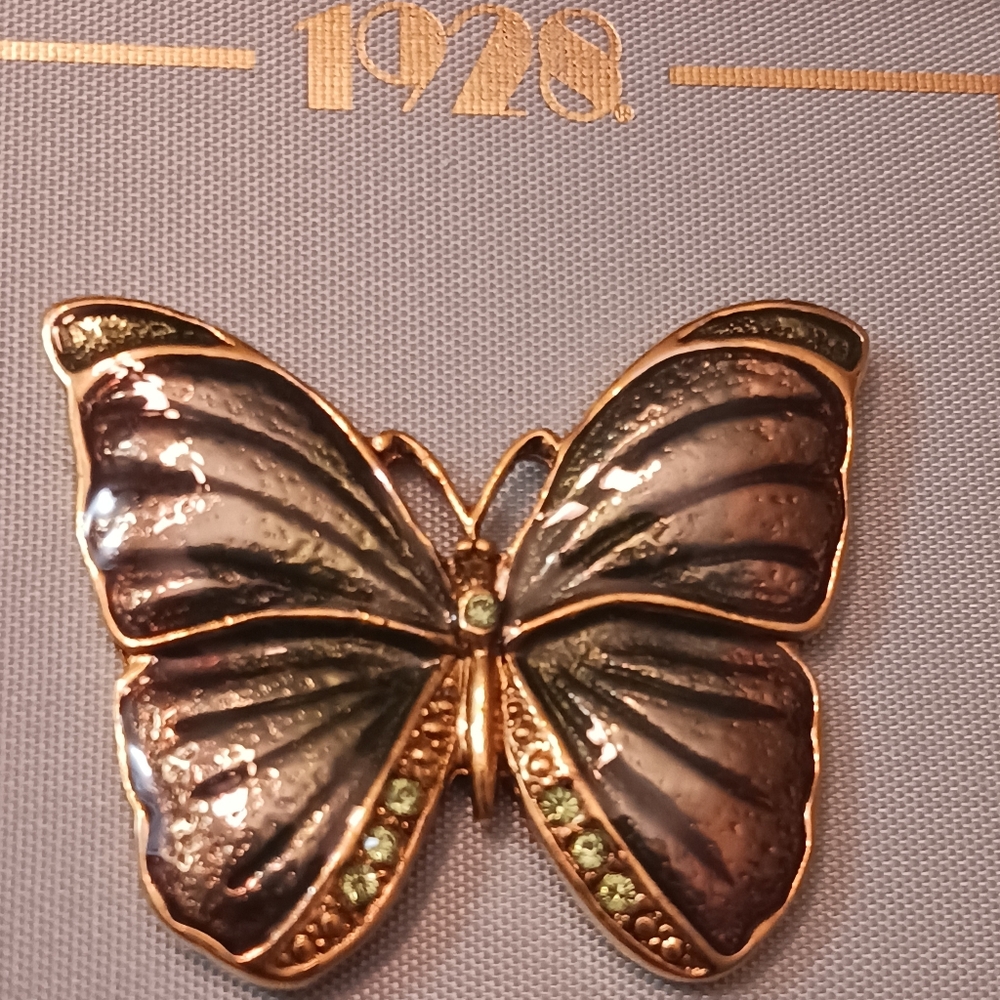 Butterfly Jewelry: Dollywood Pendant & 1928 Enamel Pin - Picture 4 of 7